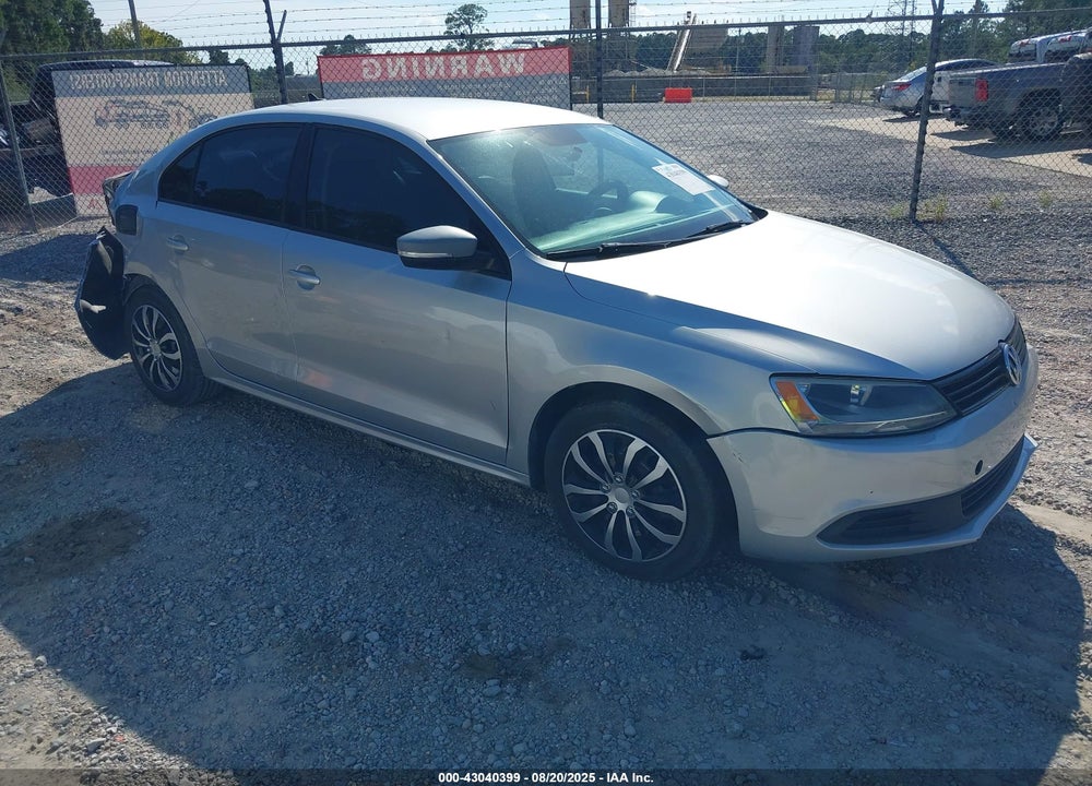 2014 VOLKSWAGEN JETTA 1.8T SE VIN: 3VWD17AJ4EM283387