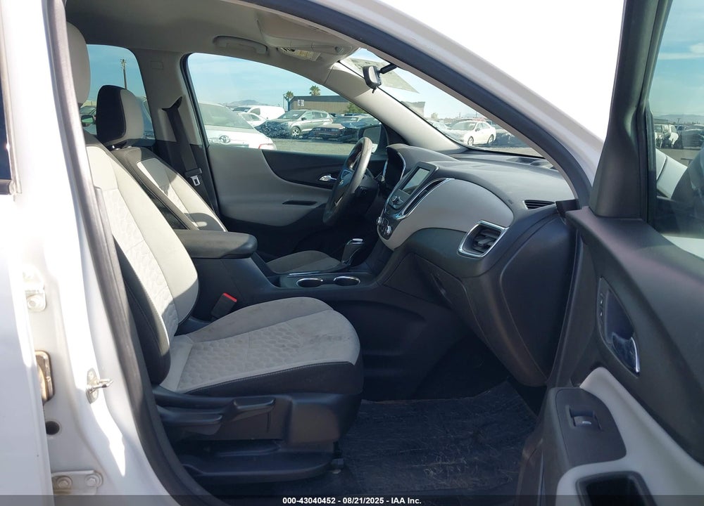 2019 CHEVROLET EQUINOX VIN: 3GNAXHEV1KS645987