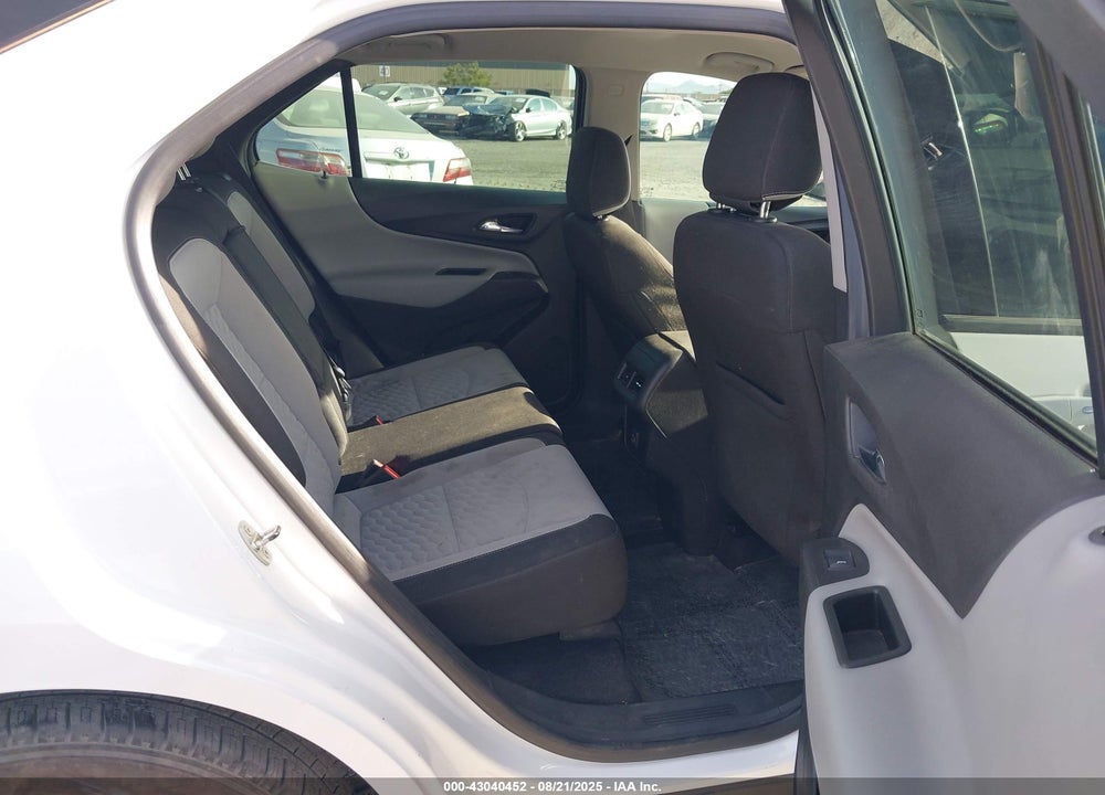 2019 CHEVROLET EQUINOX VIN: 3GNAXHEV1KS645987