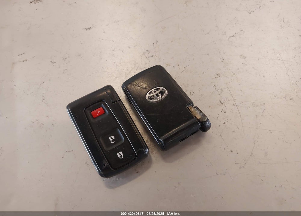 2004 TOYOTA PRIUS VIN: JTDKB20U340116834