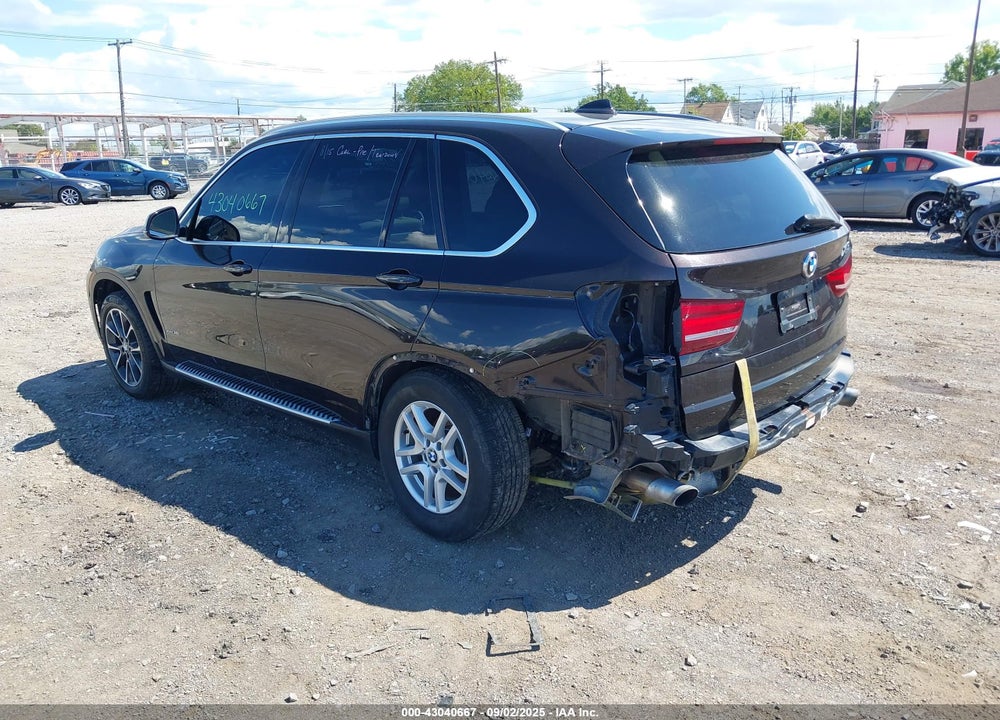 2015 BMW X5 VIN: 5UXKR0C54F0K67896