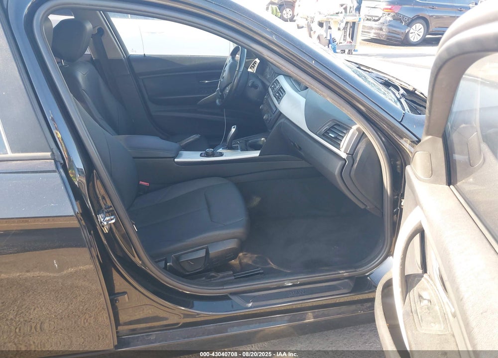 2012 BMW 3 SERIES VIN: WBA3A5C52CF342059
