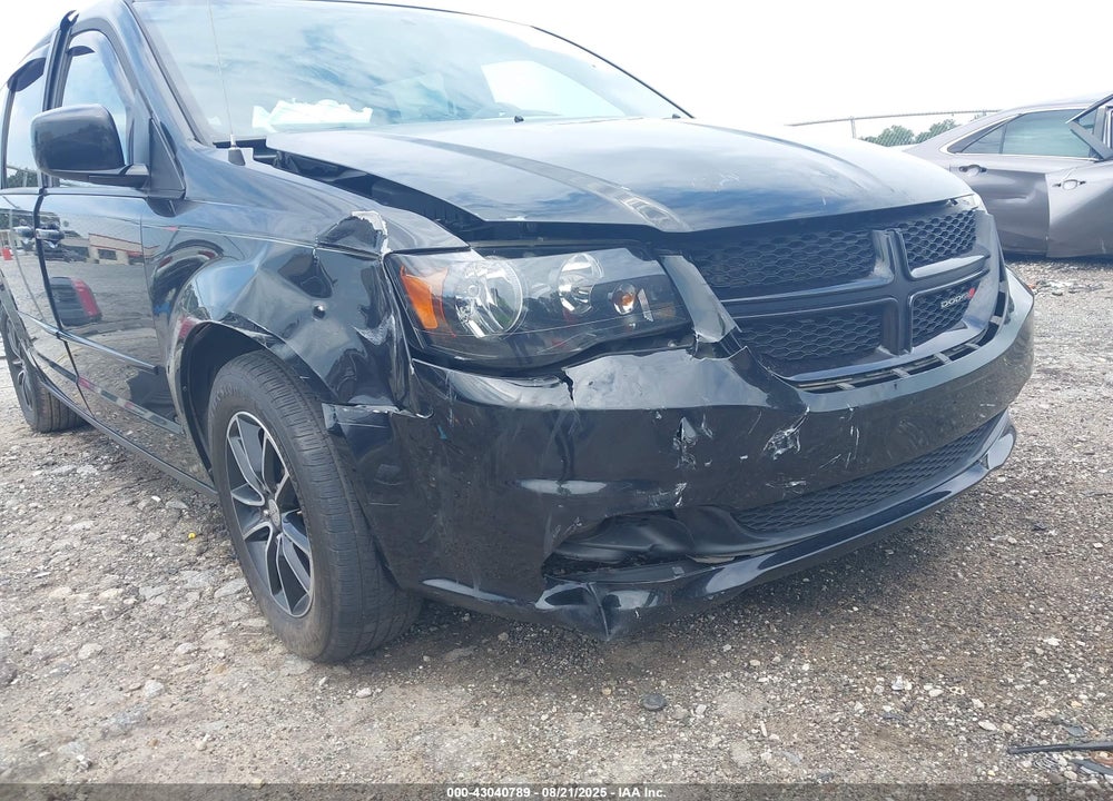 2016 DODGE GRAND CARAVAN R/T VIN: 2C4RDGEG9GR320394