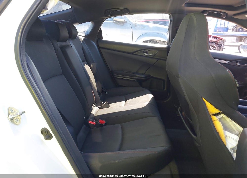 2018 HONDA CIVIC VIN: 2HGFC1E56JH704245