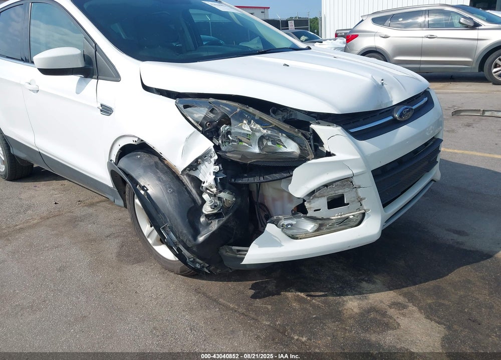 2016 FORD ESCAPE VIN: 1FMCU0GX7GUC53688