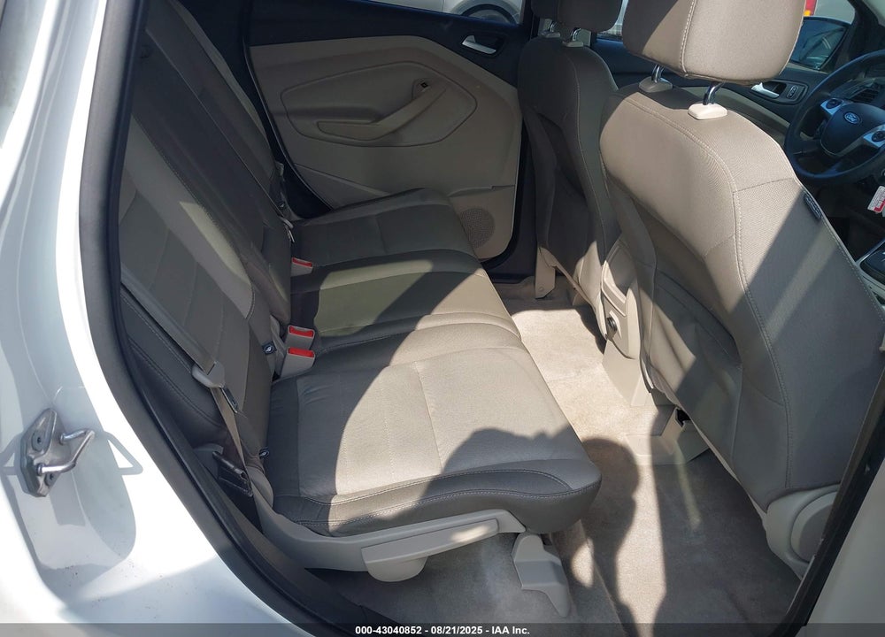 2016 FORD ESCAPE VIN: 1FMCU0GX7GUC53688