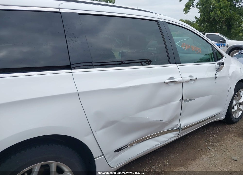 2020 CHRYSLER PACIFICA LIMITED VIN: 2C4RC1GG6LR171515