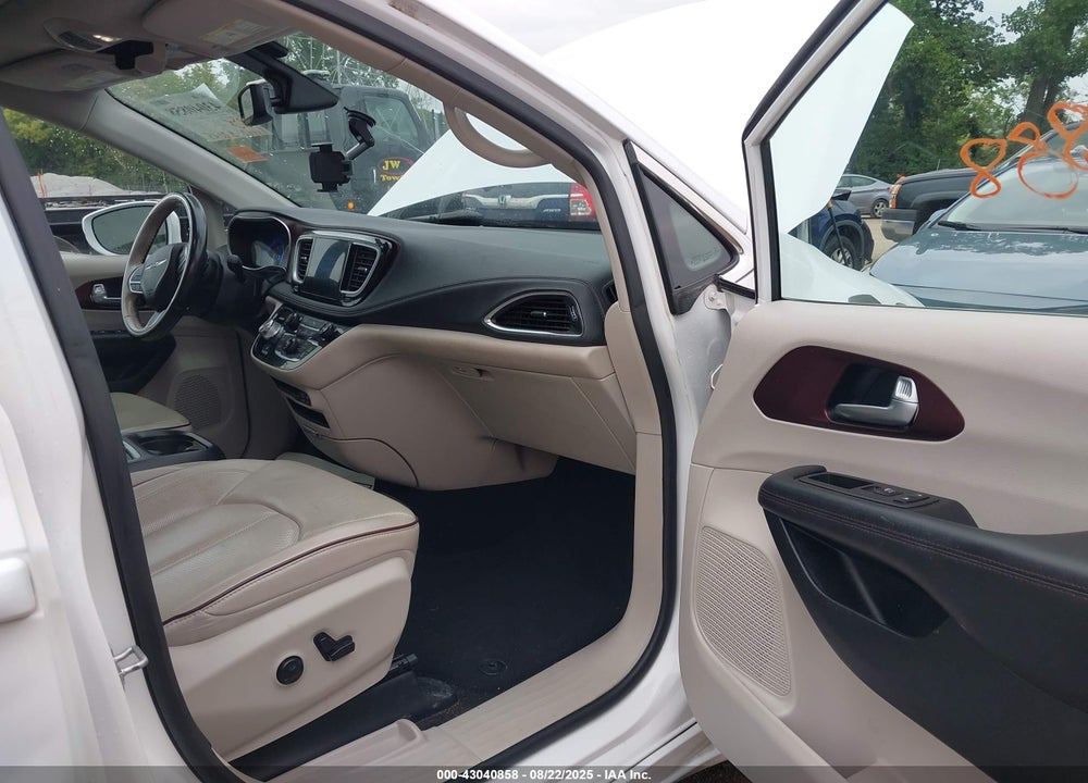 2020 CHRYSLER PACIFICA LIMITED VIN: 2C4RC1GG6LR171515