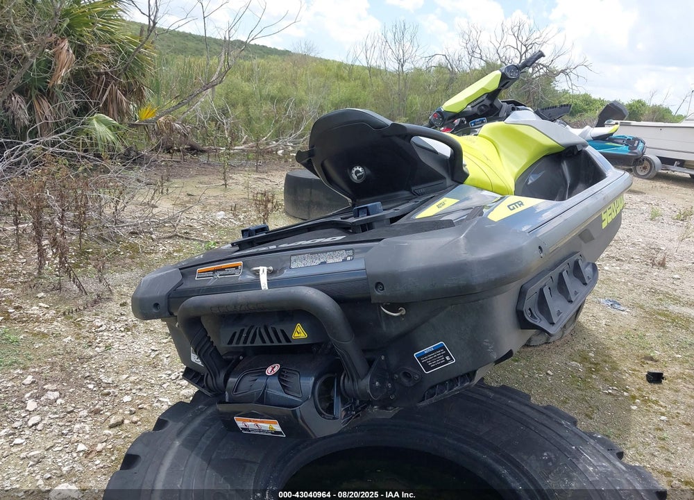 2021 SEADOO GTR 230 VIN: YDV84890E121