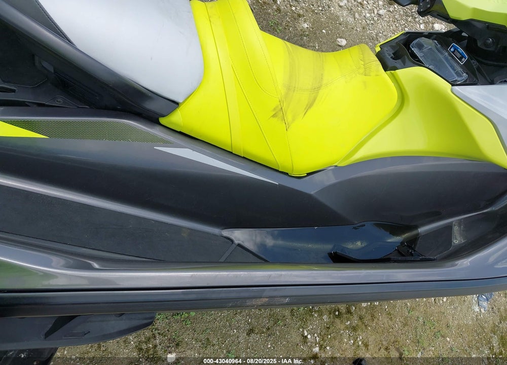 2021 SEADOO GTR 230 VIN: YDV84890E121