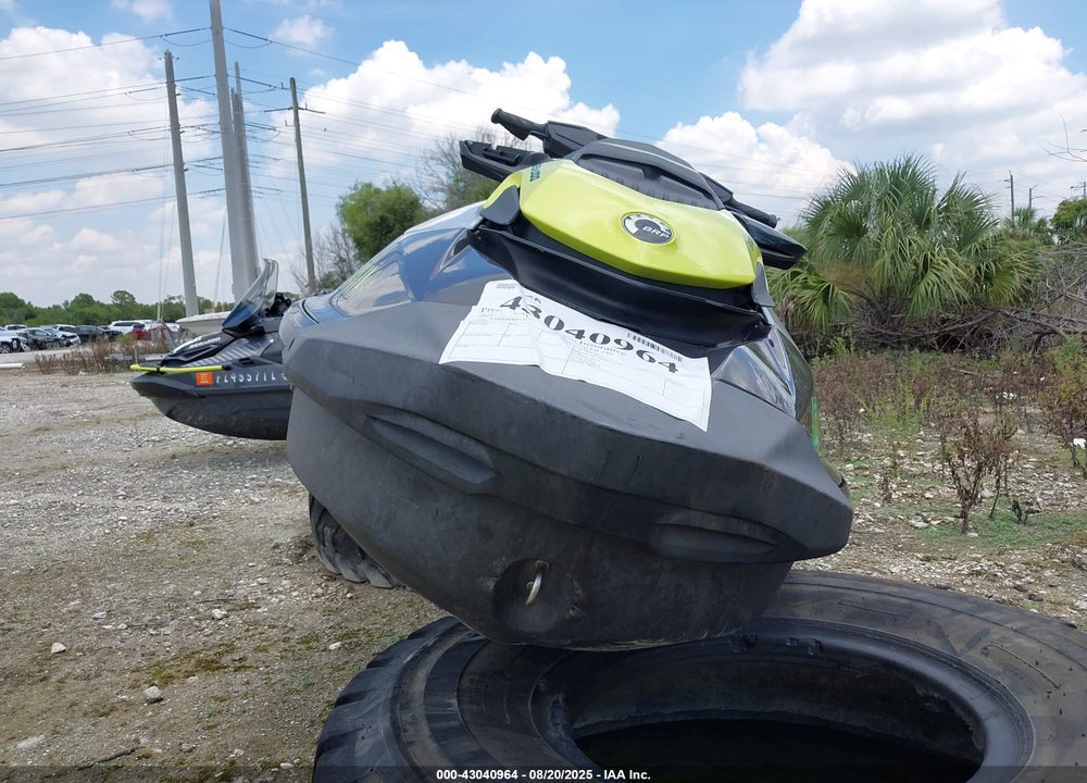 2021 SEADOO GTR 230 VIN: YDV84890E121