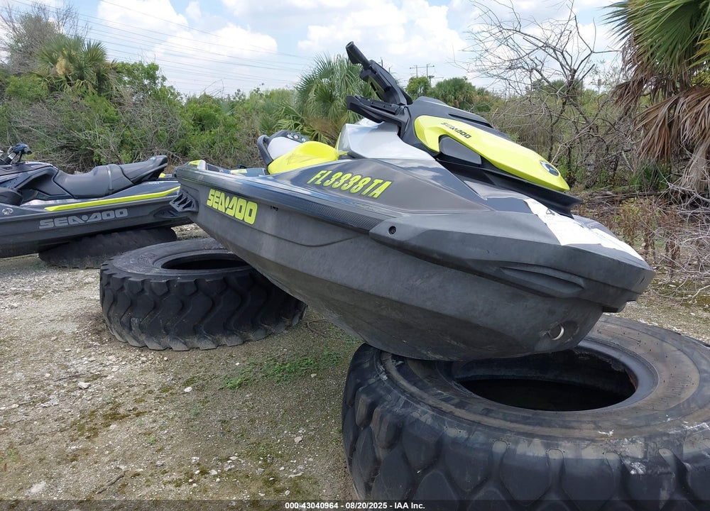 2021 SEADOO GTR 230 VIN: YDV84890E121