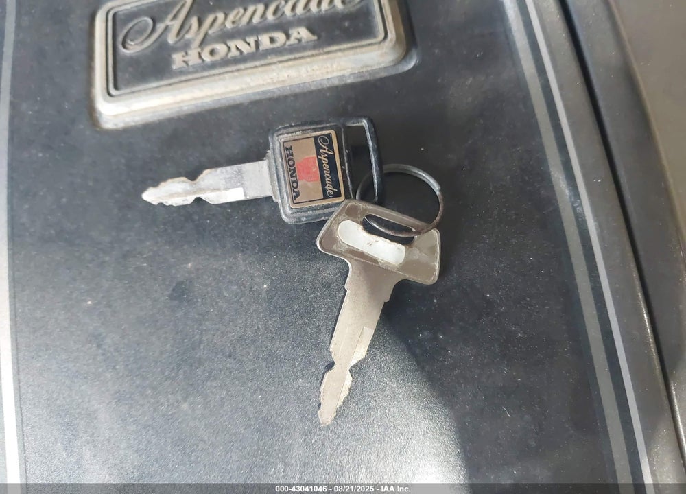 1983 HONDA GL1100 A VIN: 1HFSC0222DA311174