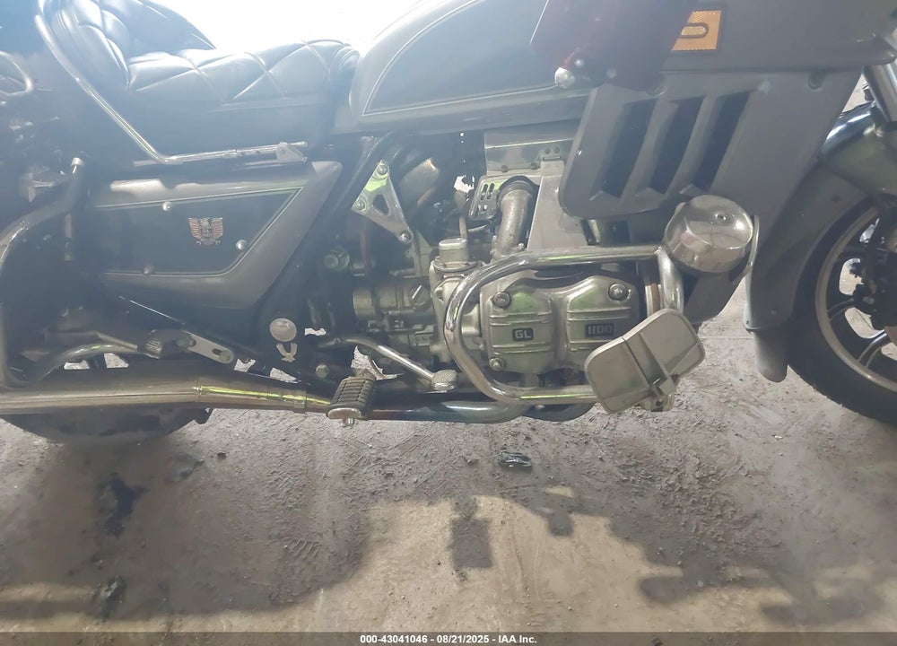 1983 HONDA GL1100 A VIN: 1HFSC0222DA311174