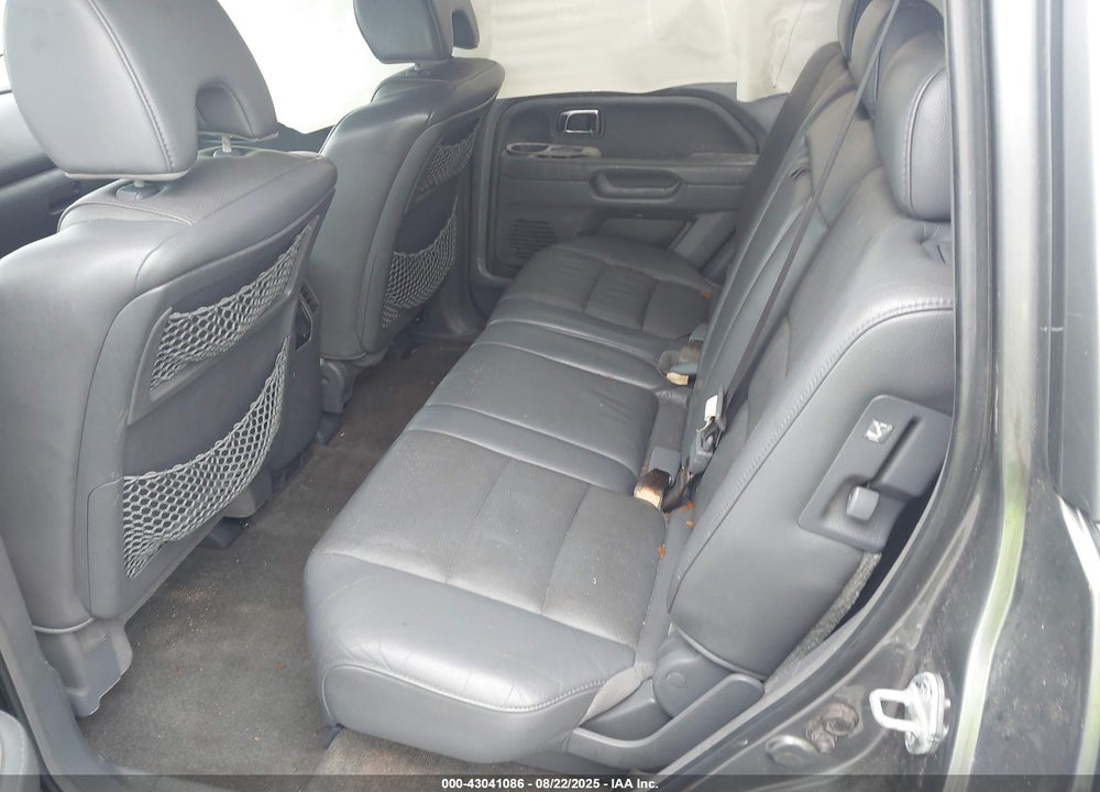 2007 HONDA PILOT EX-L VIN: 5FNYF18537B000223