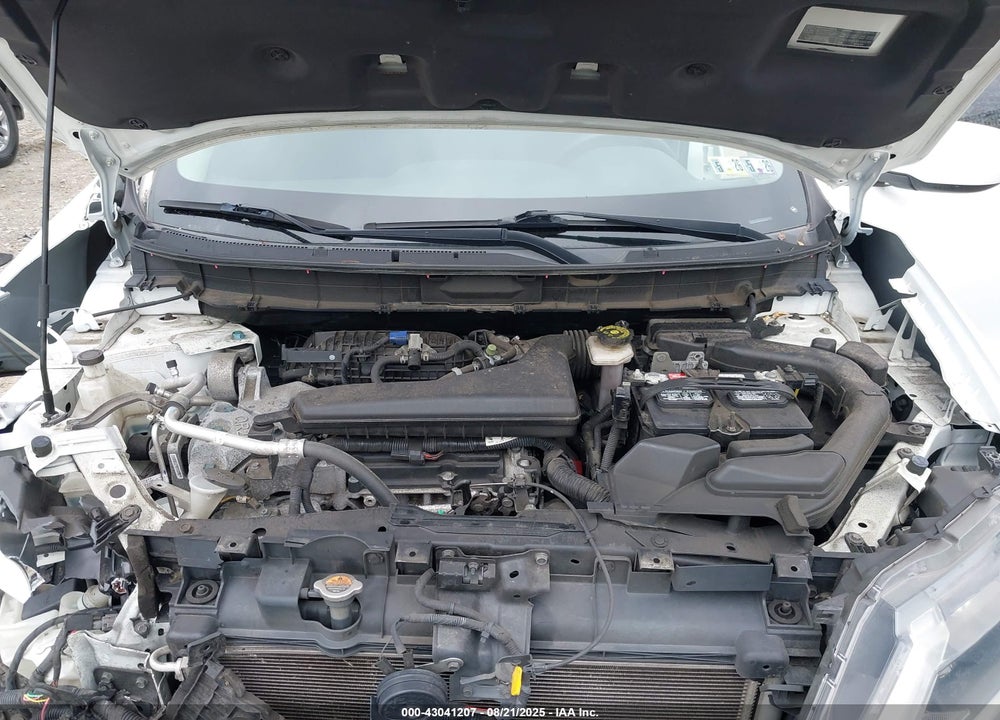 2017 NISSAN ROGUE VIN: KNMAT2MT6HP570146