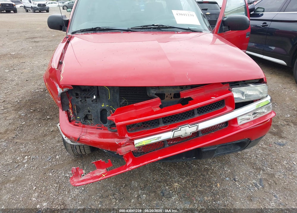 1998 CHEVROLET S-10 LS FLEETSIDE VIN: 1GCCS1947WK225080