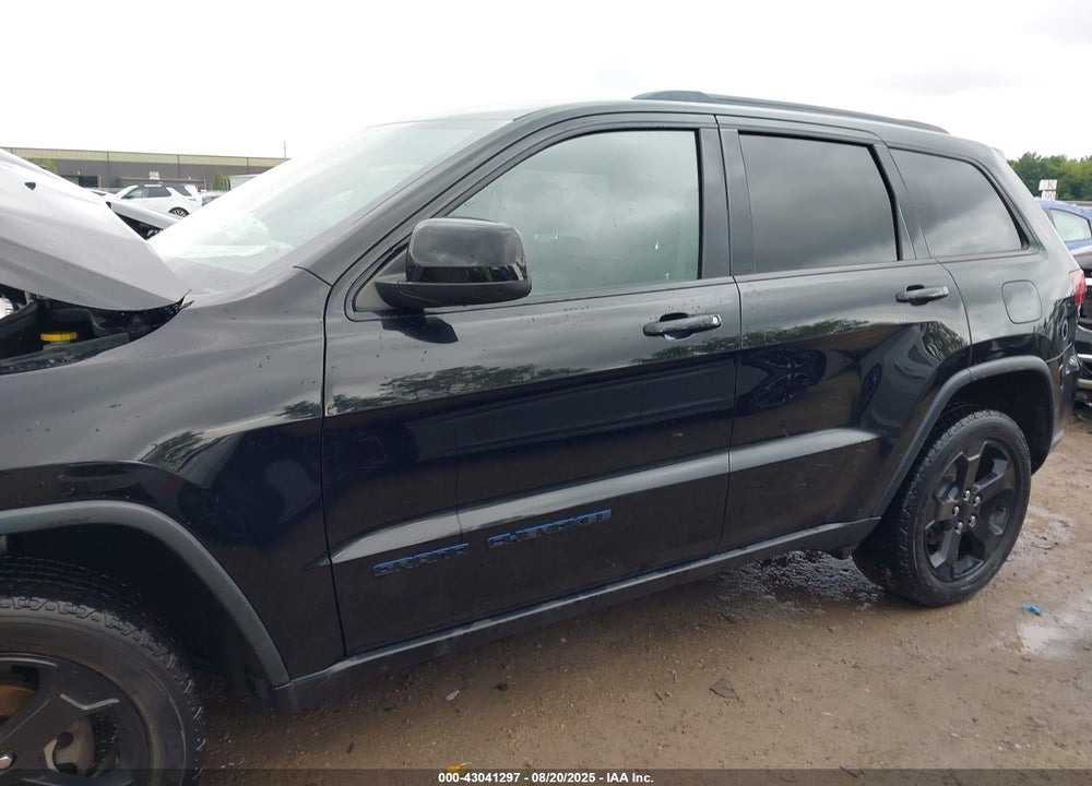 2020 JEEP GRAND CHEROKEE VIN: 1C4RJFAG1LC165867