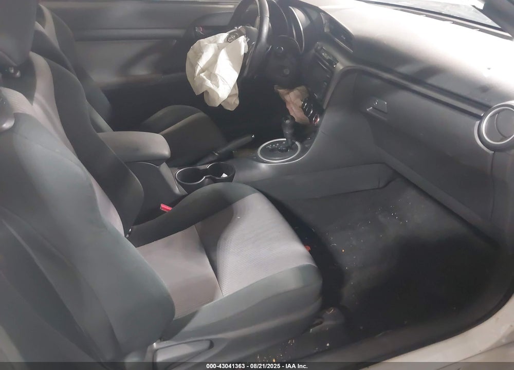 2015 SCION TC VIN: JTKJF5C7XF3093909