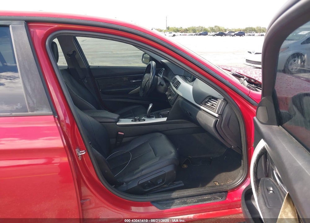 2012 BMW 328I VIN: WBA3A5G56CNP16852