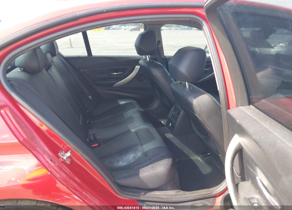 2012 BMW 328I VIN: WBA3A5G56CNP16852
