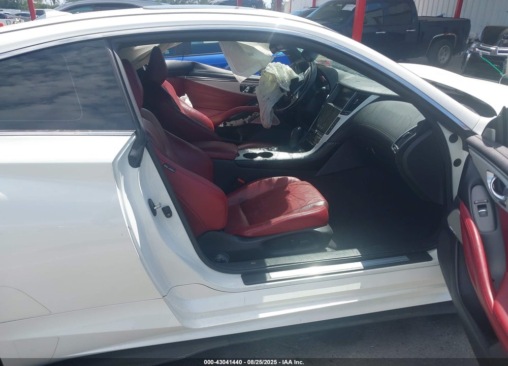 2019 INFINITI Q60 VIN: JN1FV7EK7KM360329