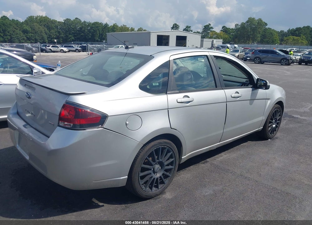 2011 FORD FOCUS VIN: 1FAHP3GN2BW153695