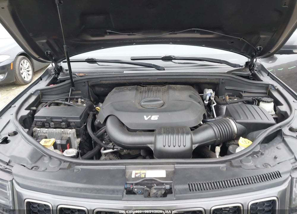 2015 JEEP GRAND CHEROKEE VIN: 1C4RJFCGXFC215747