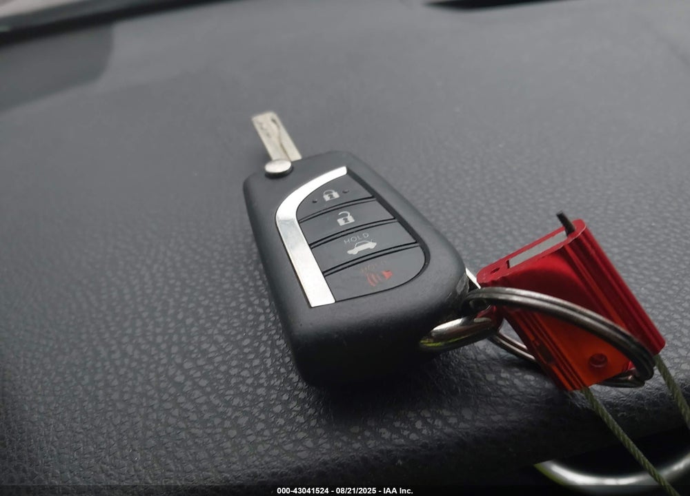 2019 TOYOTA CAMRY VIN: 4T1B11HK9KU269686