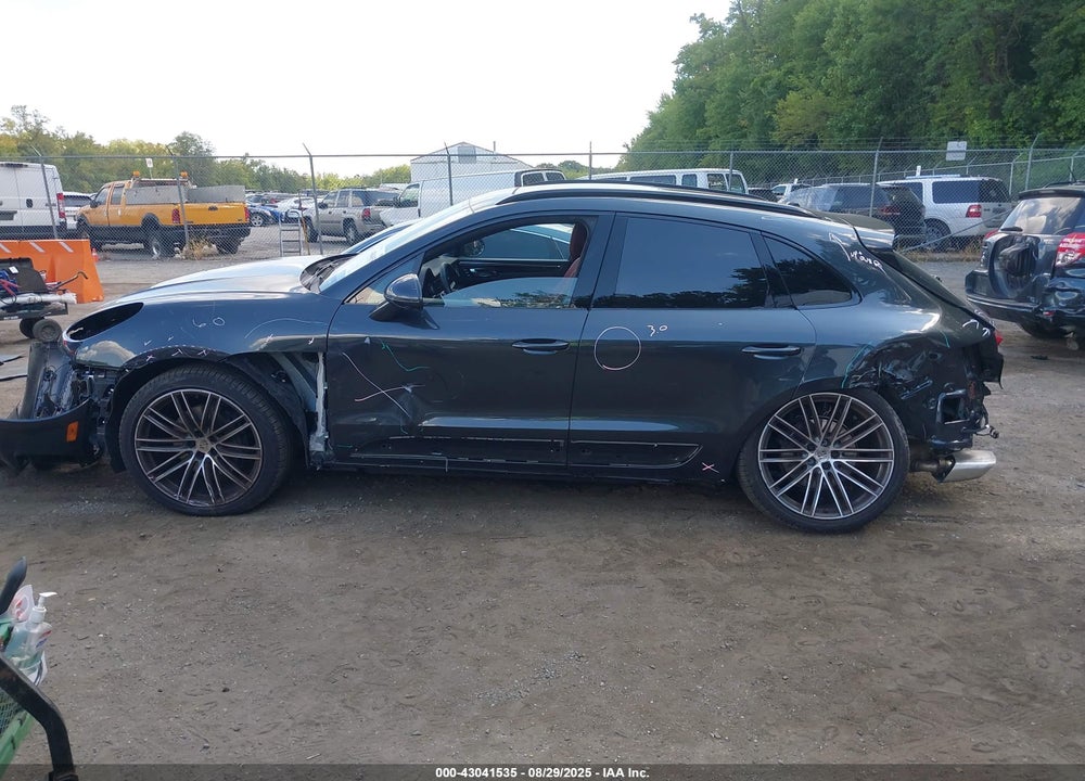 2025 PORSCHE MACAN T VIN: WP1AA2A54SLB05454