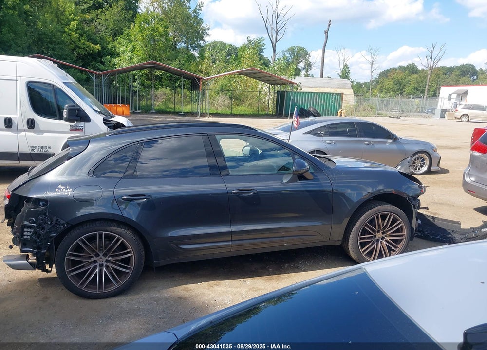2025 PORSCHE MACAN T VIN: WP1AA2A54SLB05454