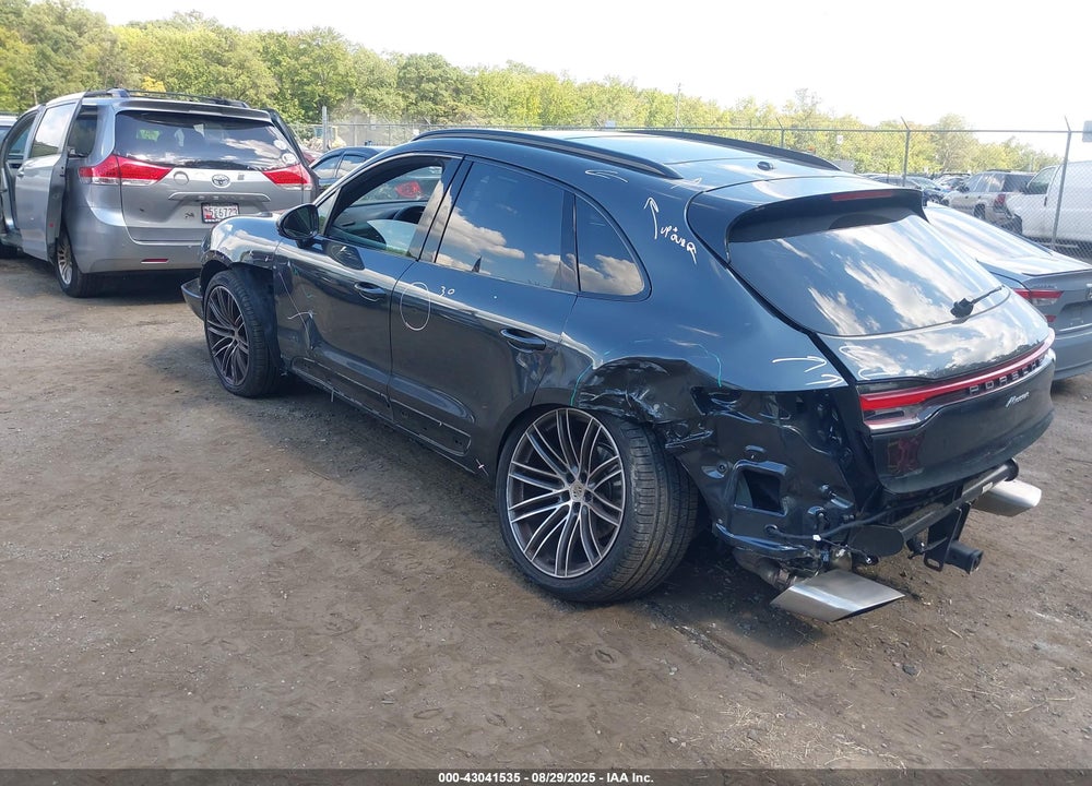 2025 PORSCHE MACAN T VIN: WP1AA2A54SLB05454