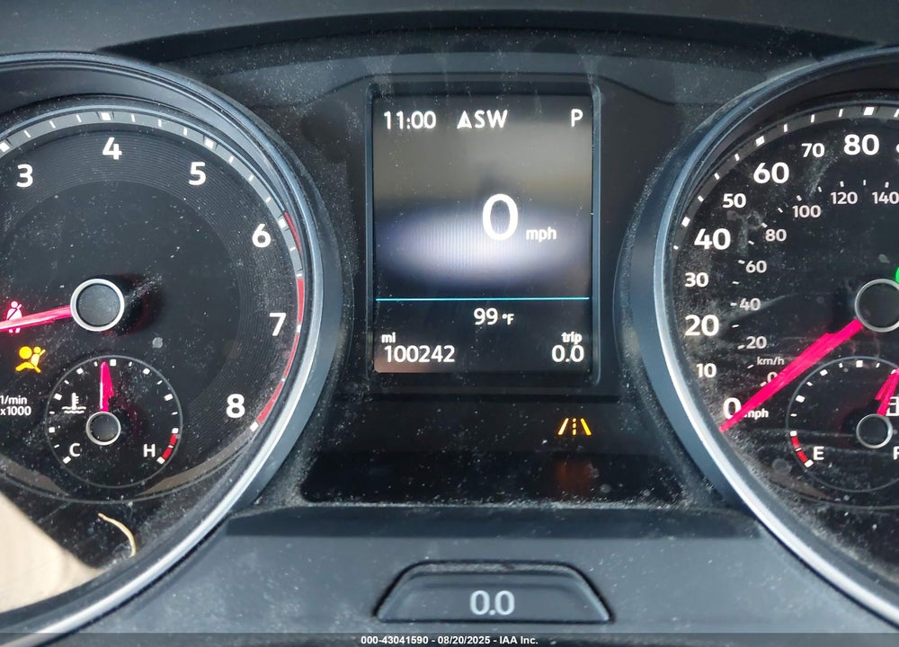 2018 VOLKSWAGEN ATLAS VIN: 1V2ER2CA7JC517869