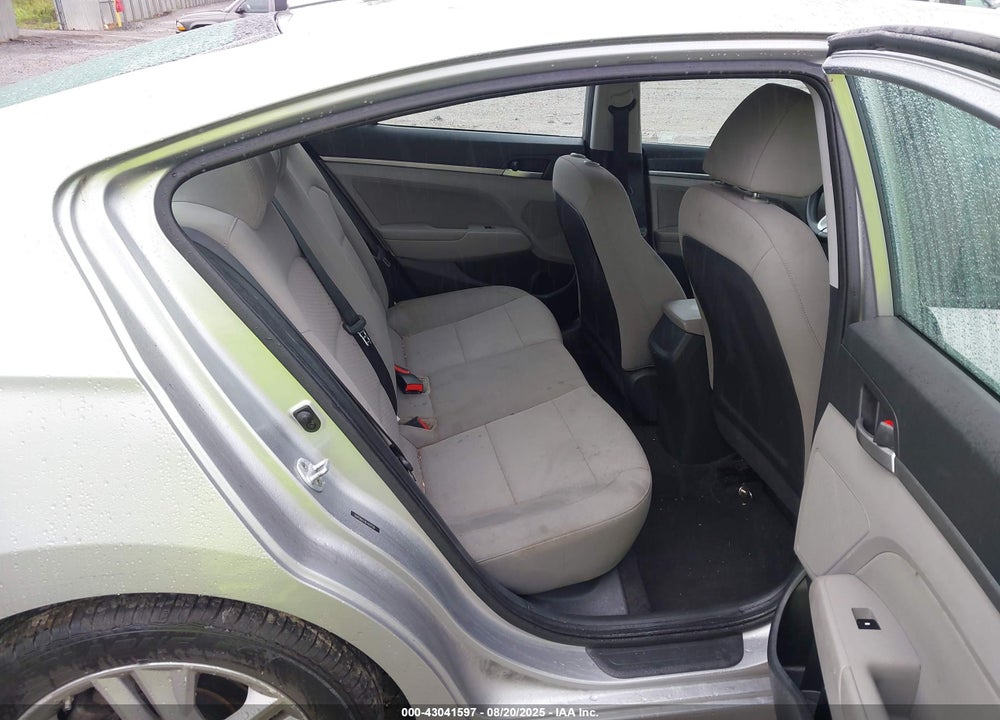 2020 HYUNDAI ELANTRA VIN: 5NPD84LF8LH632530