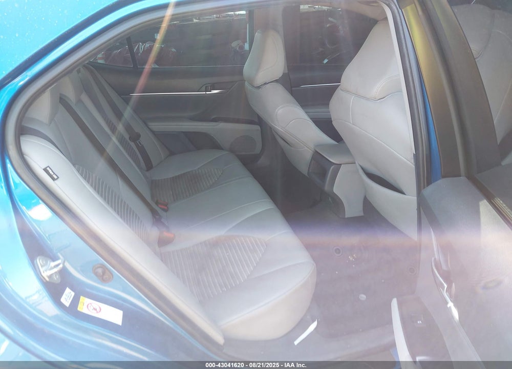 2018 TOYOTA CAMRY VIN: 4T1B11HK2JU012660