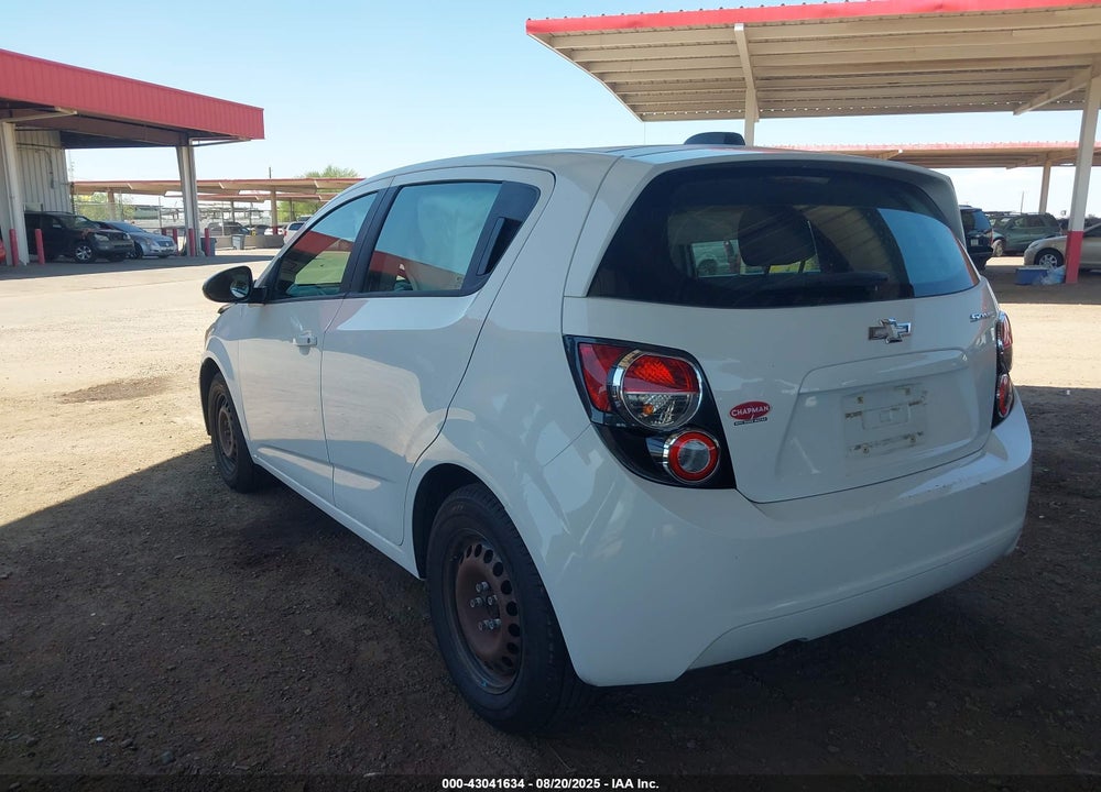 2015 CHEVROLET SONIC VIN: 1G1JA6SH2F4196976