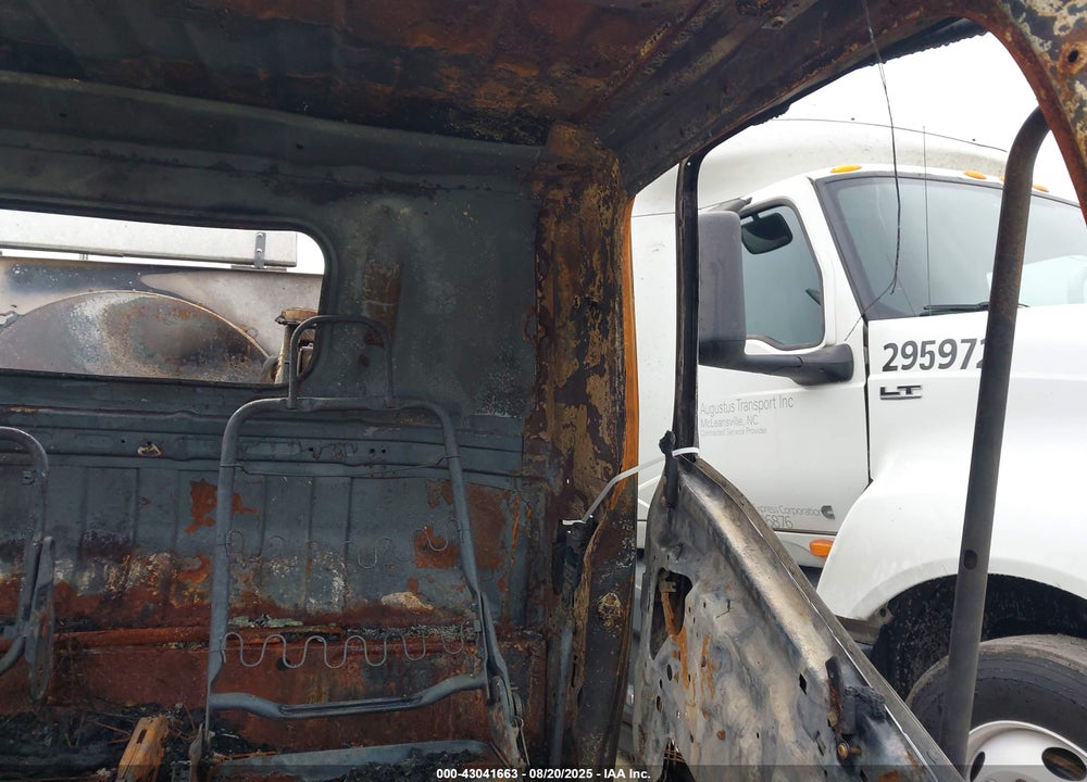 2017 ISUZU NPR HD GAS REG VIN: 54DC4W1B8HS806247