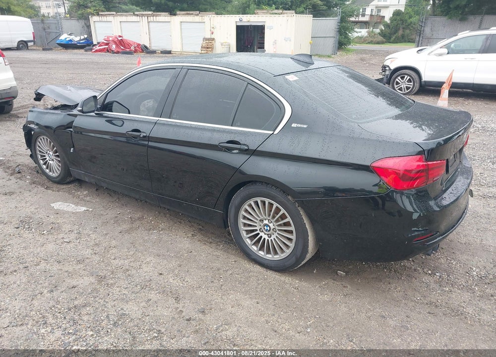2017 BMW 3 SERIES VIN: WBA8E1C52HK479987