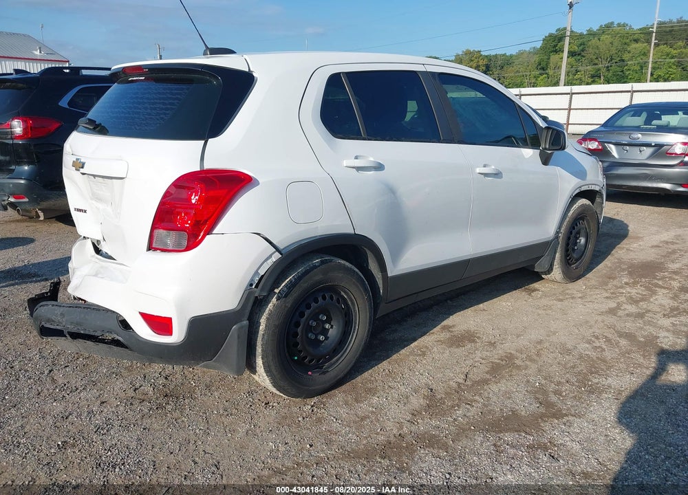2018 CHEVROLET TRAX VIN: 3GNCJKSB5JL228964
