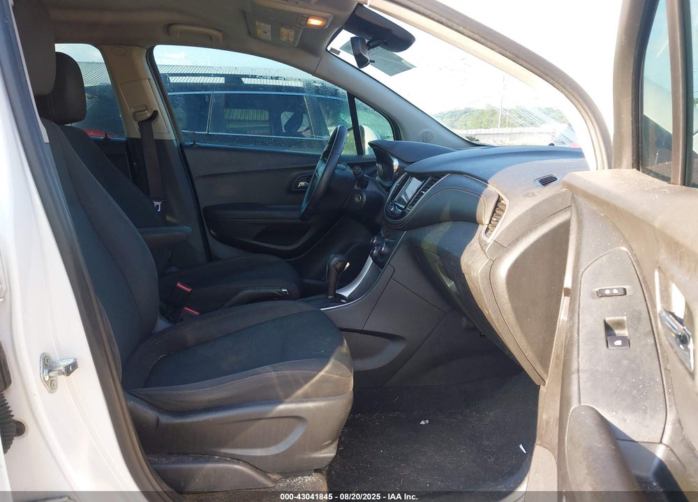 2018 CHEVROLET TRAX VIN: 3GNCJKSB5JL228964