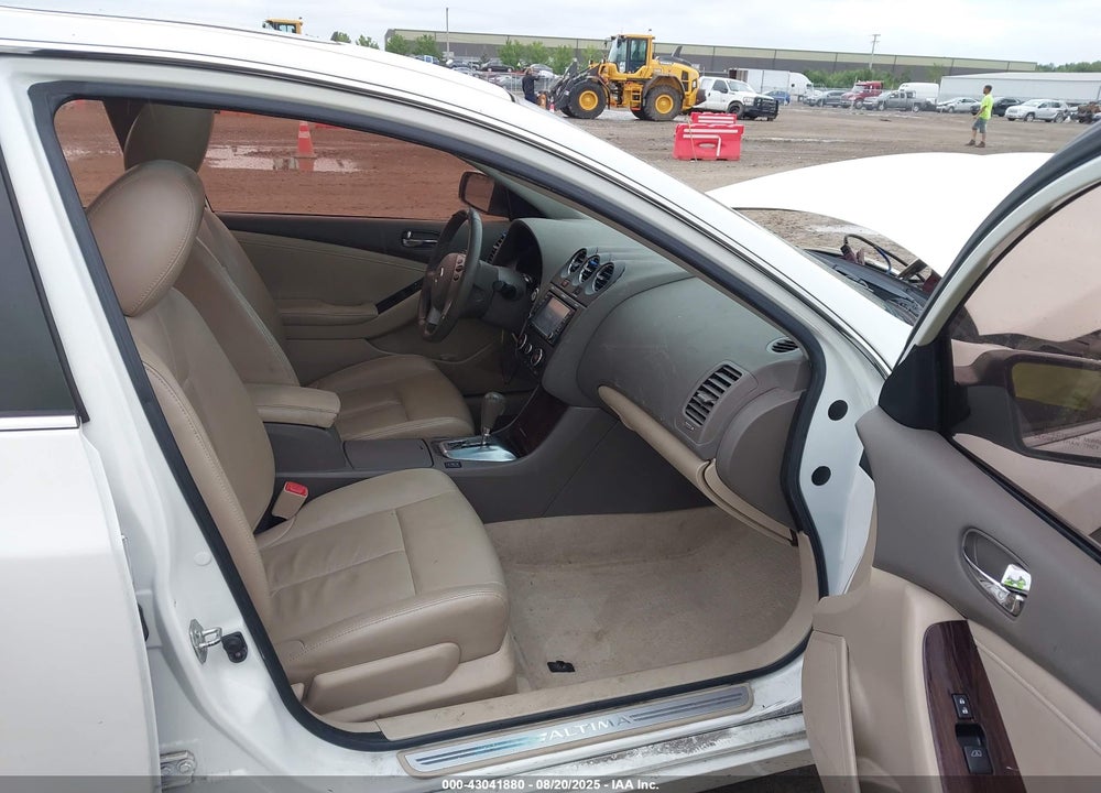 2011 NISSAN ALTIMA VIN: 1N4AL2AP1BN472917