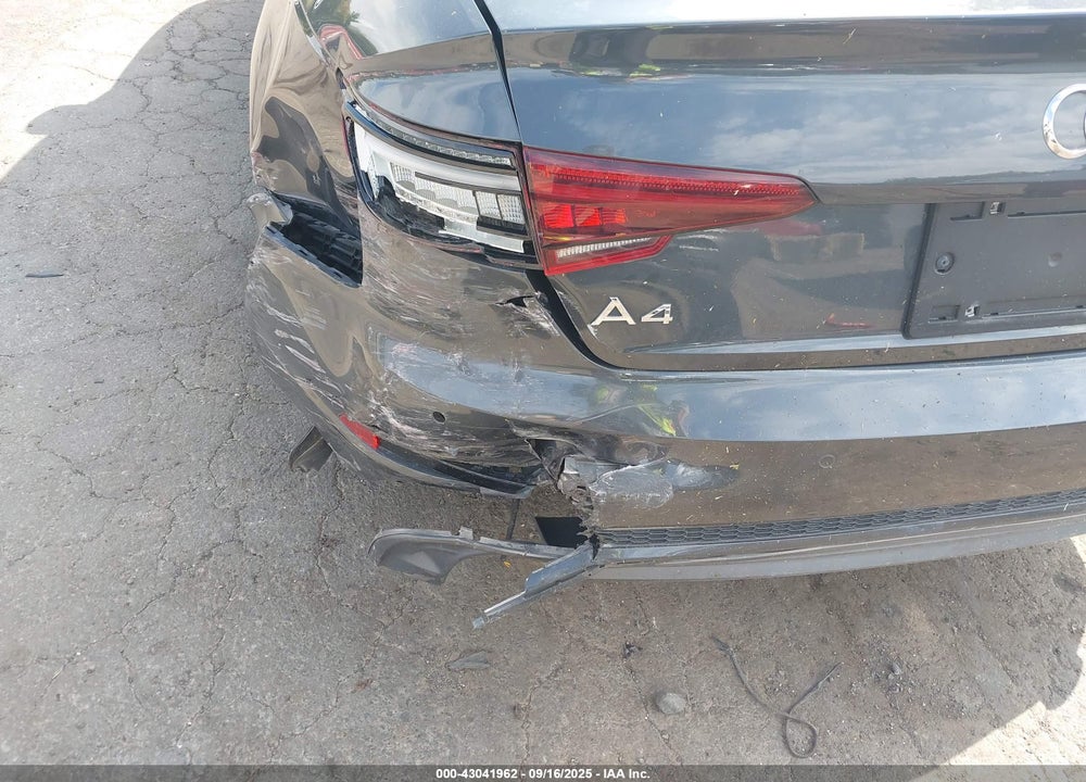 2018 AUDI A4 VIN: WAUENAF48JA021095