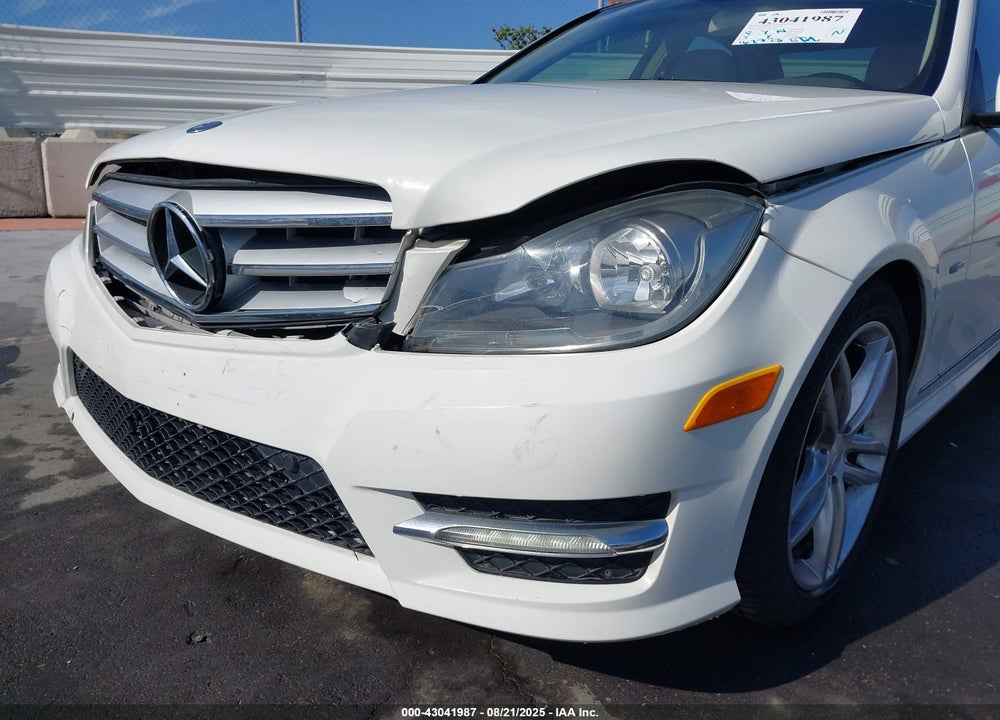 2012 MERCEDES-BENZ C CLASS VIN: WDDGF4HB1CR215080