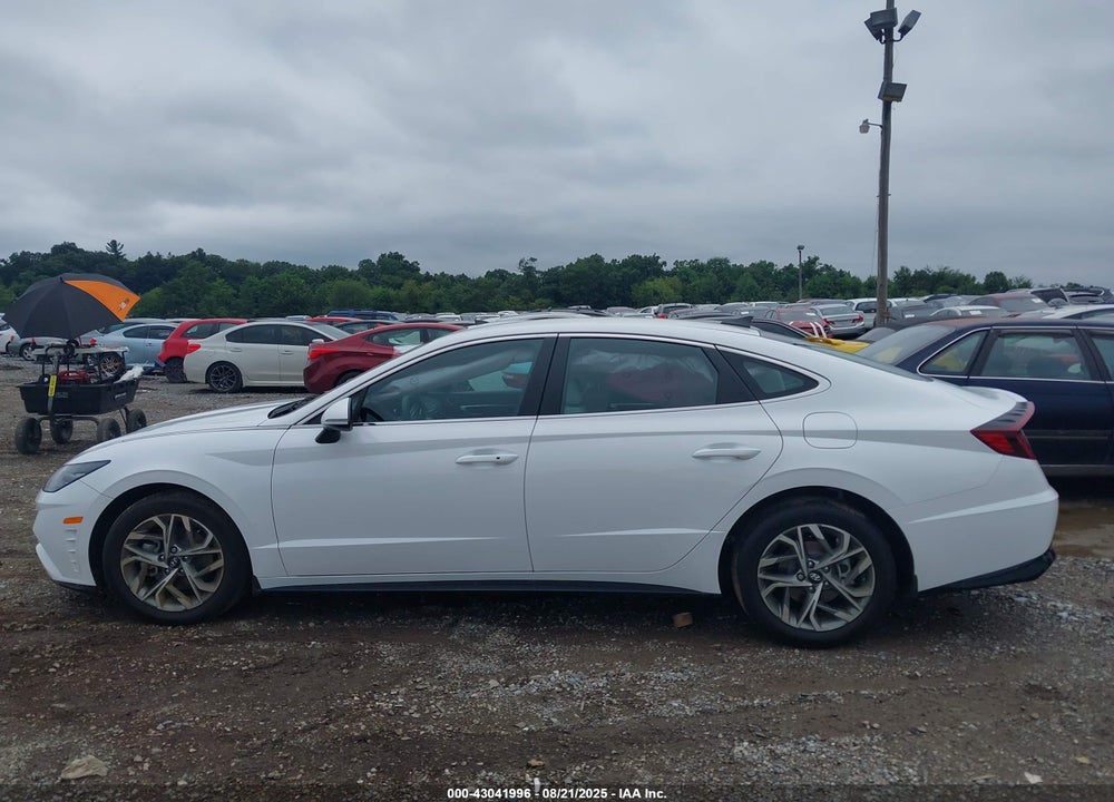 2023 HYUNDAI SONATA VIN: KMHL64JAXPA330223