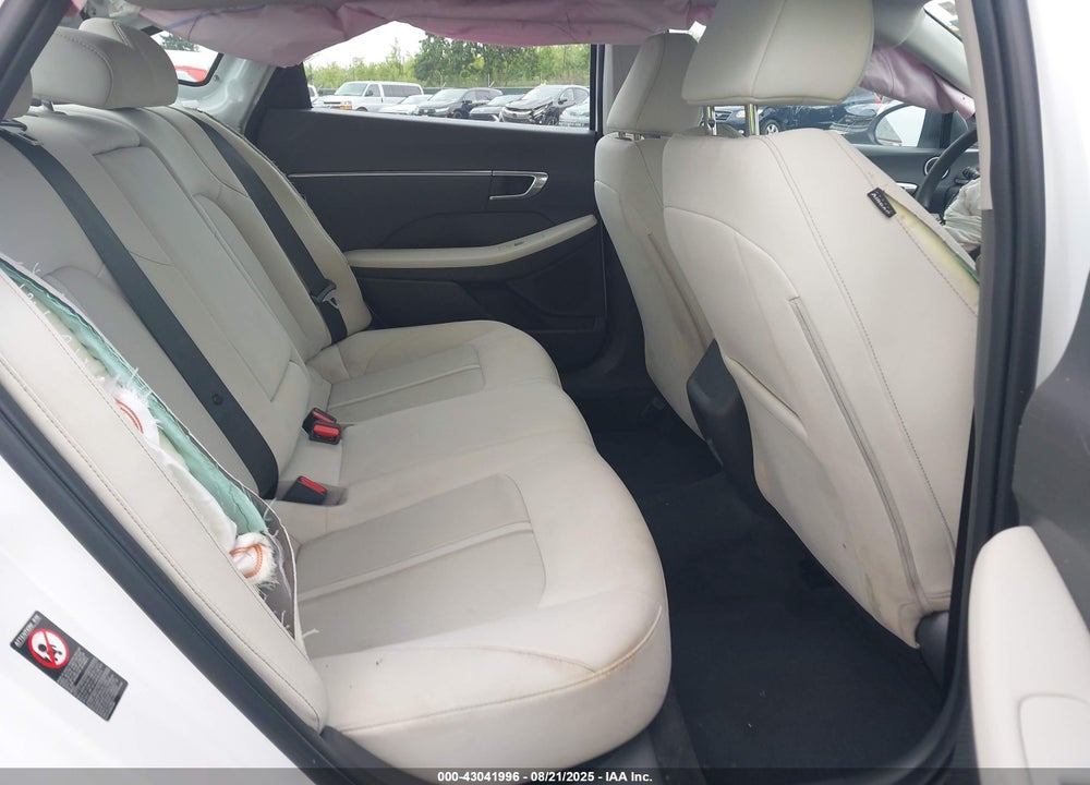 2023 HYUNDAI SONATA VIN: KMHL64JAXPA330223