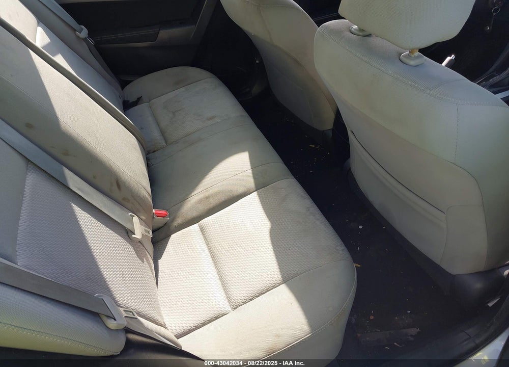 2014 TOYOTA COROLLA VIN: 2T1BURHE2EC047402