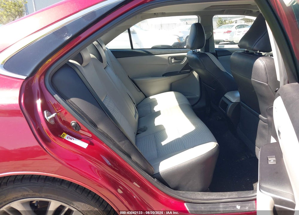 2015 TOYOTA CAMRY HYBRID SE VIN: 4T1BD1FK2FU150264