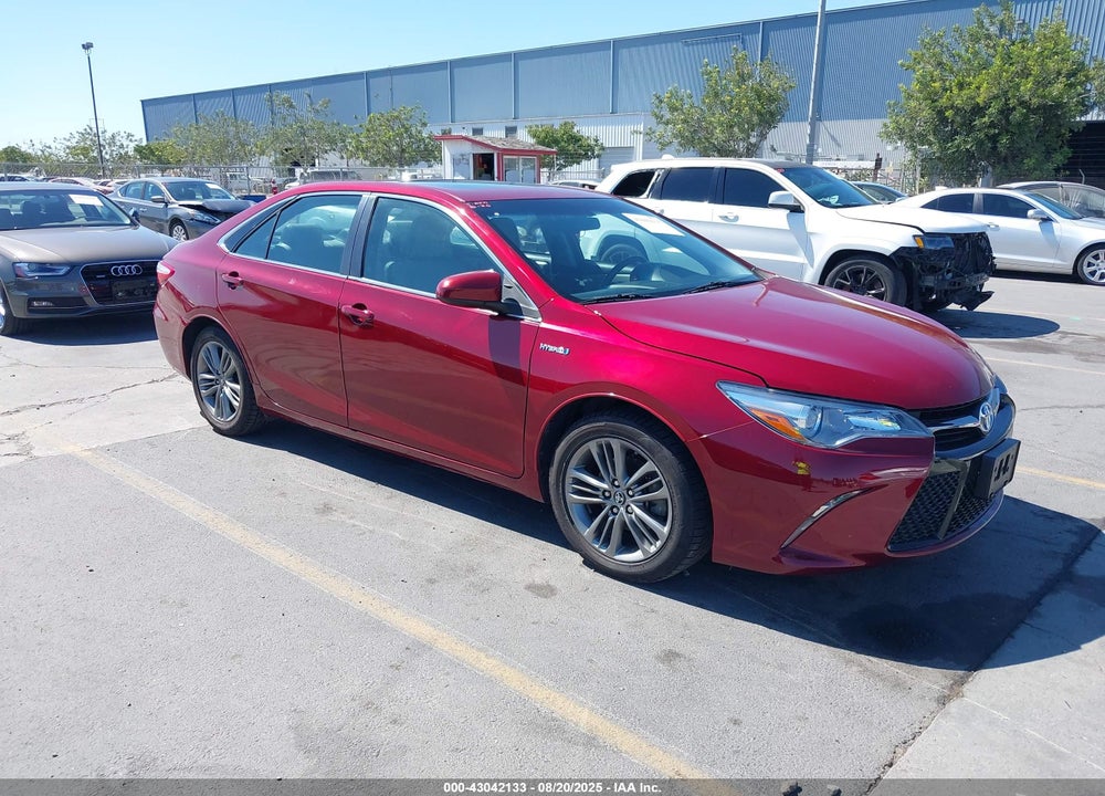 2015 TOYOTA CAMRY HYBRID SE VIN: 4T1BD1FK2FU150264