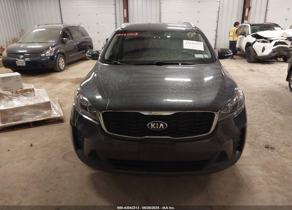 2019 KIA SORENTO VIN: 5XYPGDA30KG452389