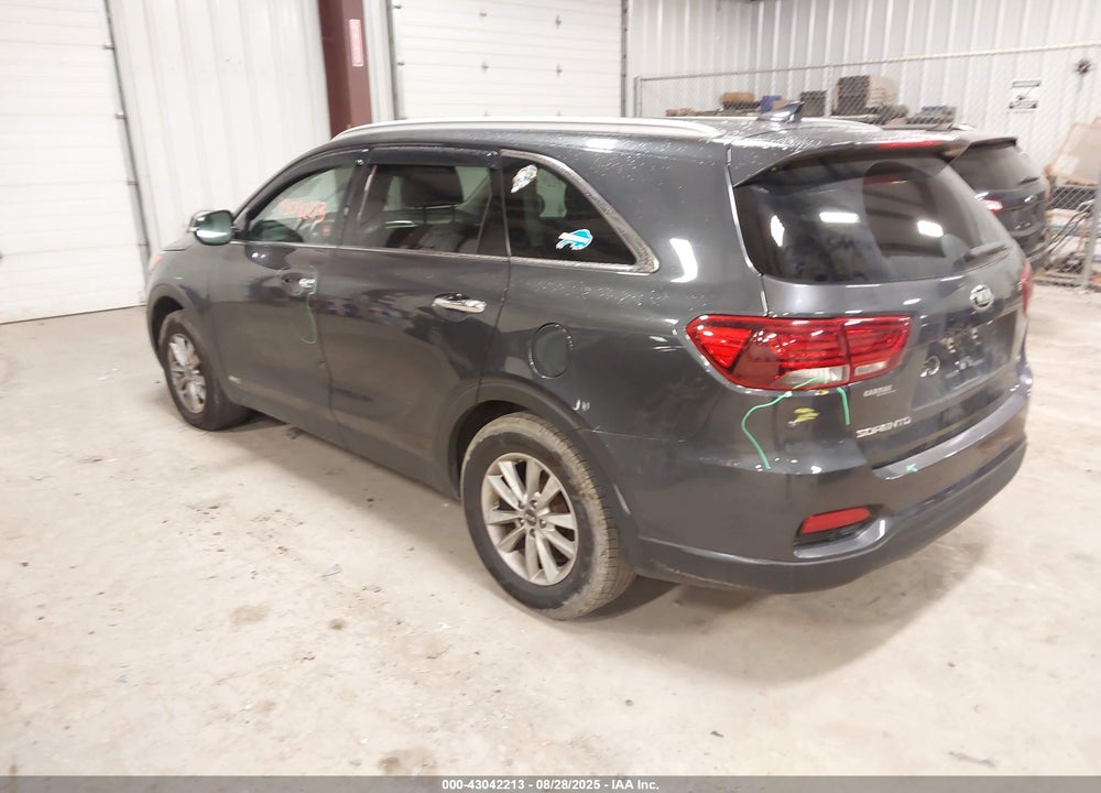 2019 KIA SORENTO VIN: 5XYPGDA30KG452389